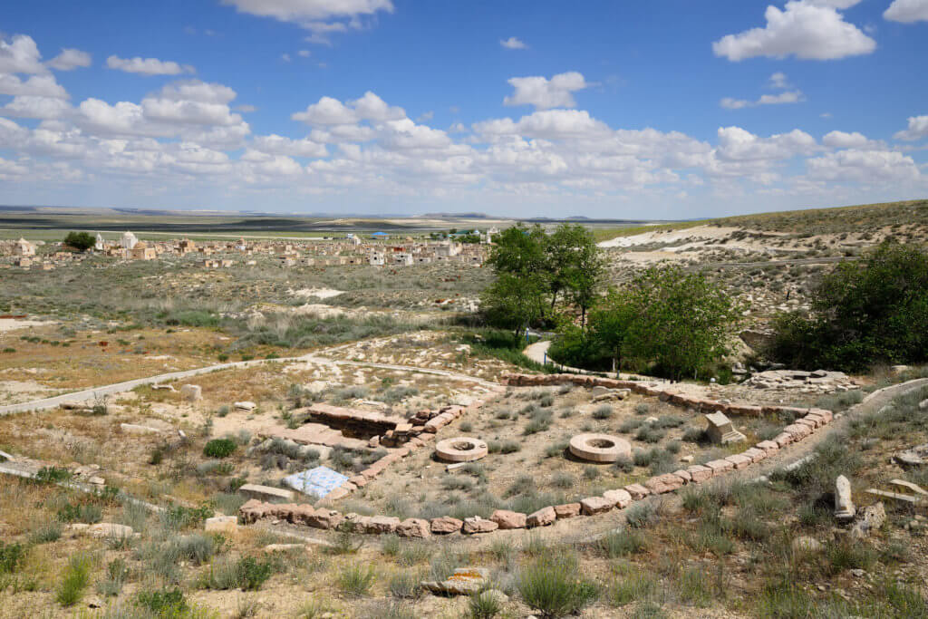 Above ground view of Shopan-Ata with graves on the horizon.